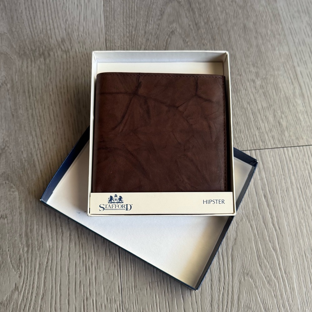 Stafford Full Grain Leather Hipster Wallet